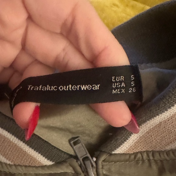 Zara Trafaluc Bomber Jacket Womens Green Satin w Embroidered Birds Dreamers - Picture 6 of 8